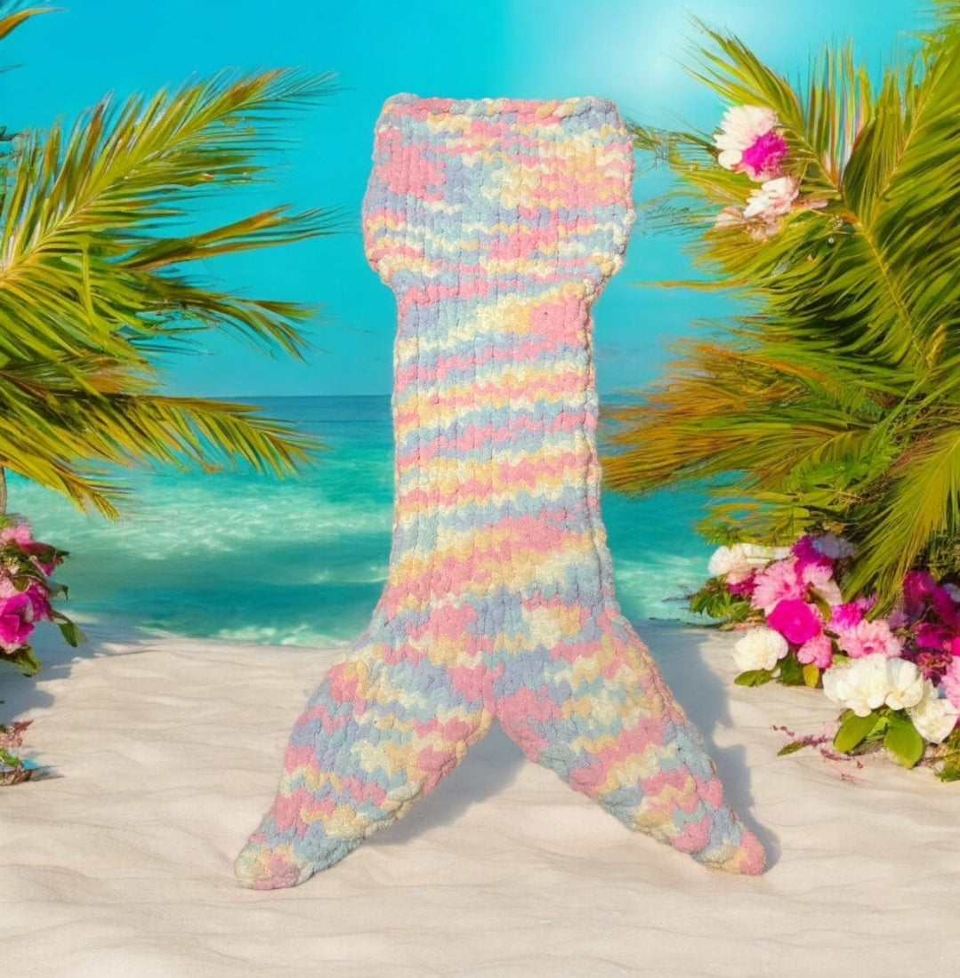 Chunky Knit Mermaid Sleeping Bag Tutorial | Finger Knitting Instructions | Sizes 0-6 Months to XL Adult | Video & Written Guide Included