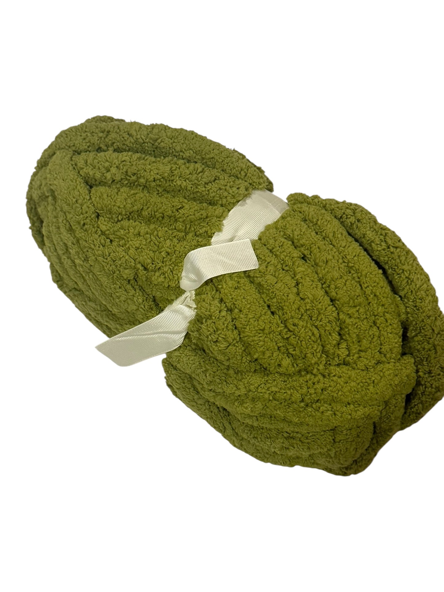 Chunky Knit Heart Cable Throw Blanket