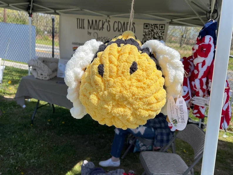 Knitted Bee Plush Pillow