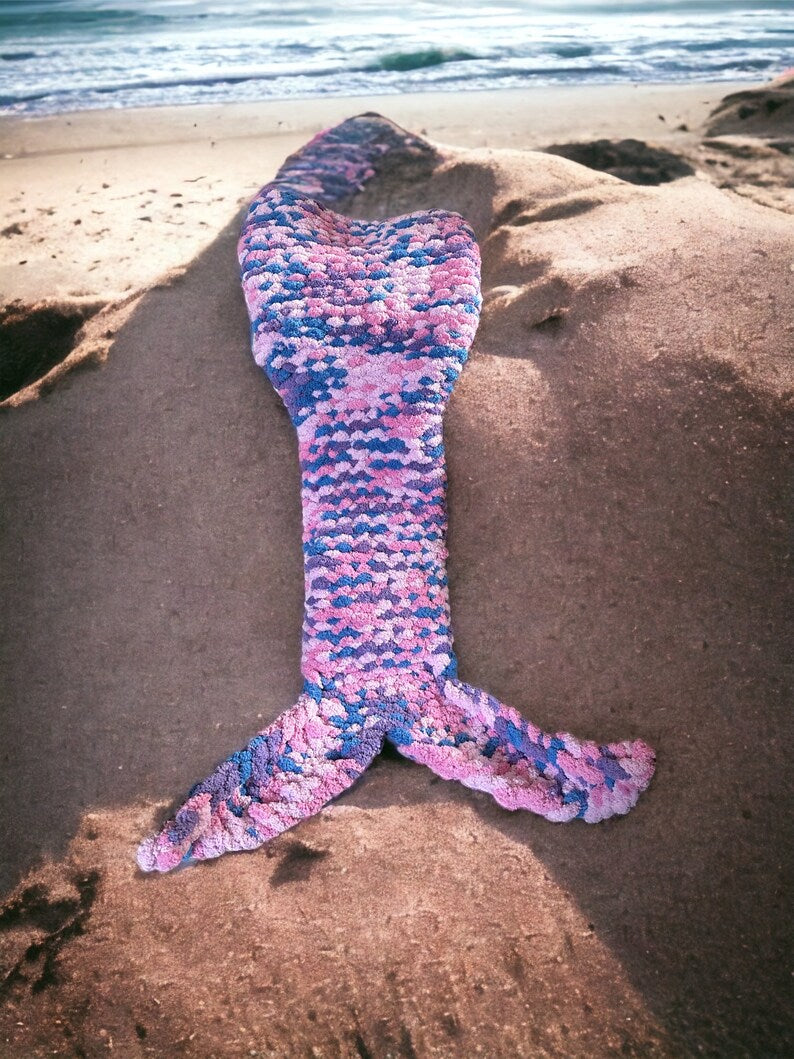 Chunky Knit Mermaid Sleeping Bag Blanket